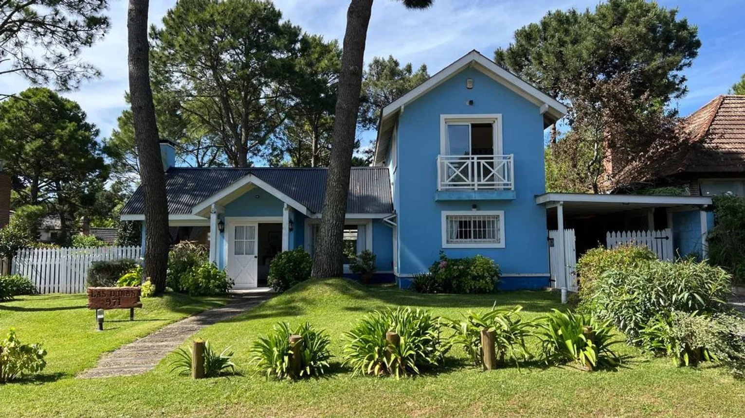 Casa de 5 ambientes en venta en Pinamar, De Las Dunas 900