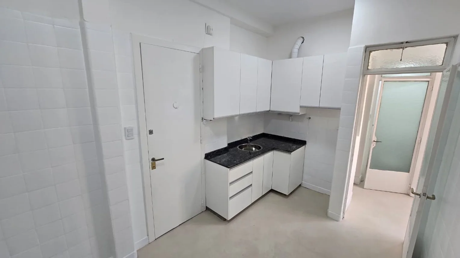 Departamento de 3 ambientes en venta en San Nicolás, Teniente General Juan Domingo Perón 1100, foto 3