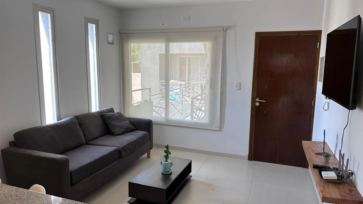Departamento de 2 ambientes en alquiler en Godoy Cruz, Tucumán 400, foto 2