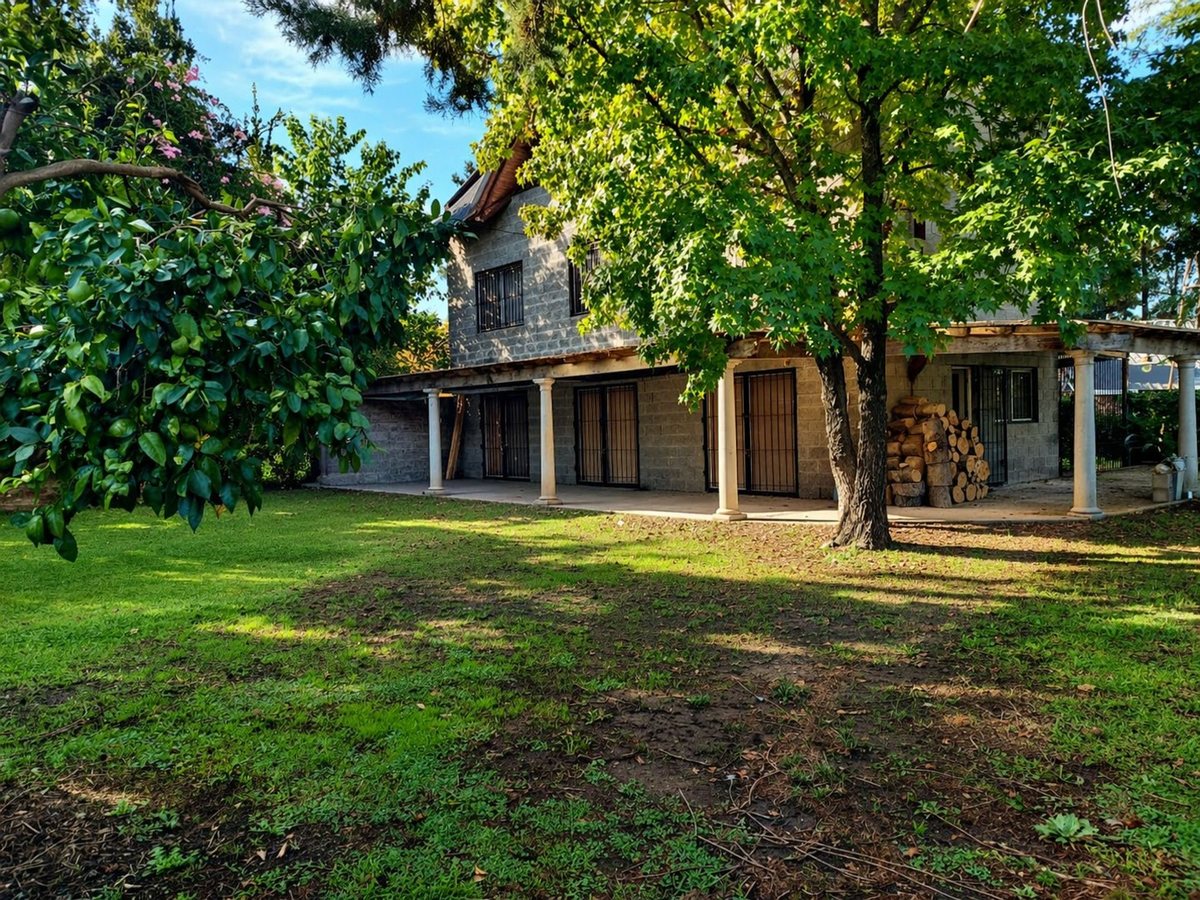 Foto 6 — Venta de casa con terreno de 1100m2 en Del Viso