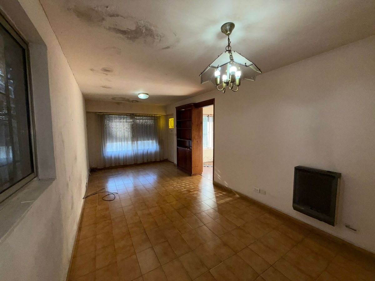 Foto 8 — VENTA CASA 3 AMBIENTES EN BERNAL OESTE