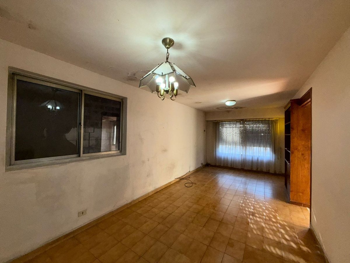 Foto 7 — VENTA CASA 3 AMBIENTES EN BERNAL OESTE