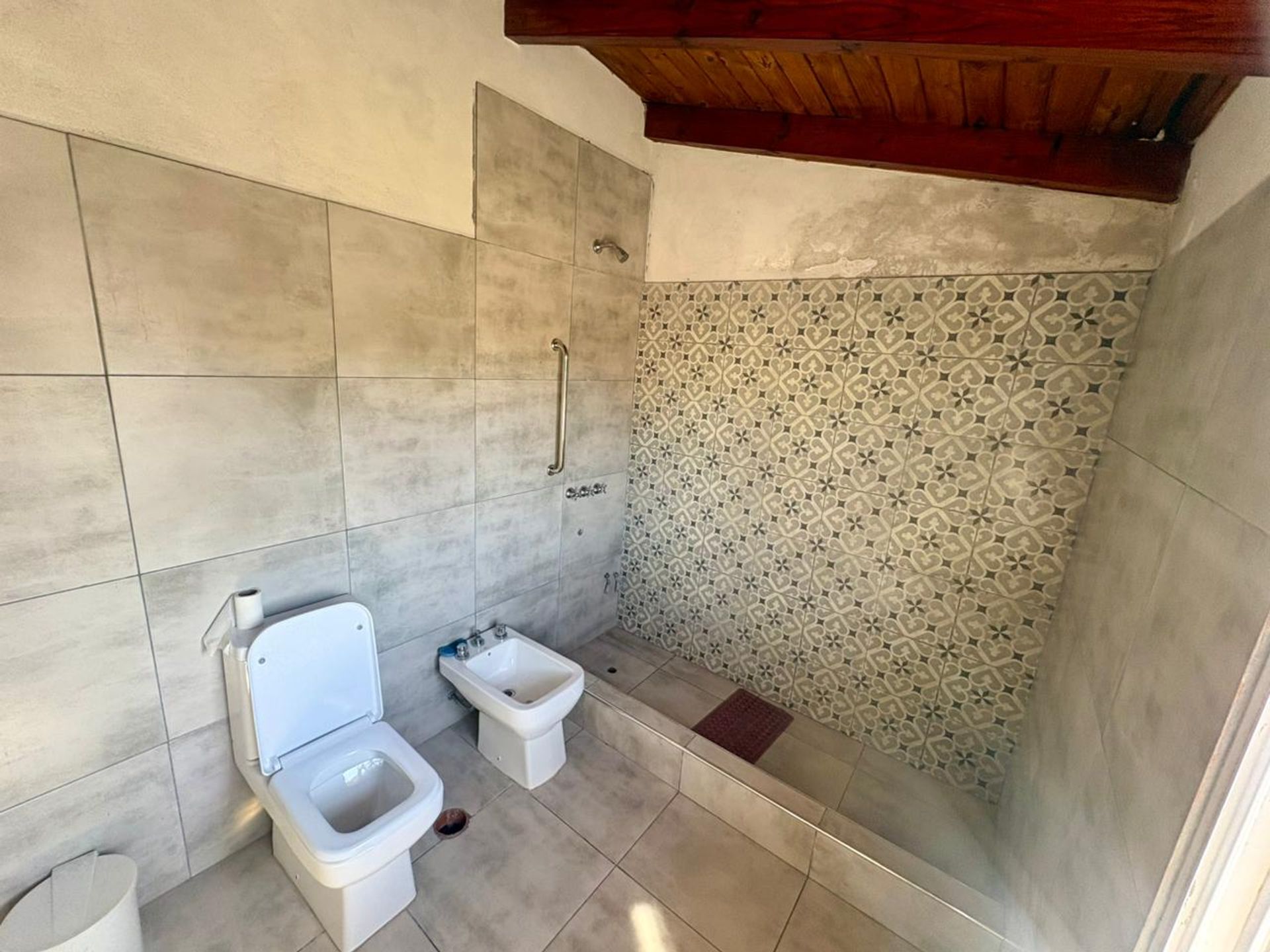 CASA ESQUINA EN SA LUIS CON GRAN PATIO Y PILETA. - foto 14