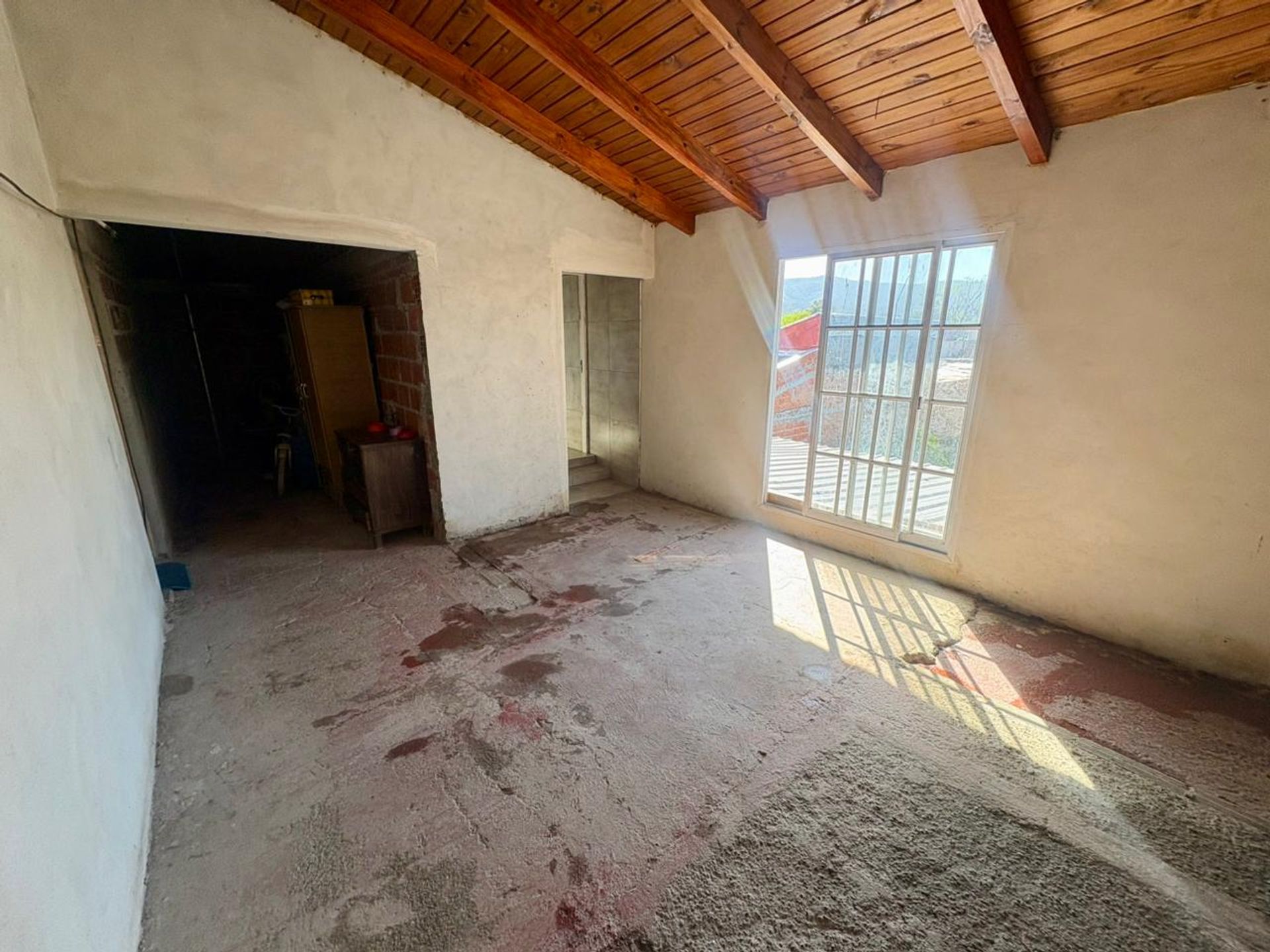 CASA ESQUINA EN SA LUIS CON GRAN PATIO Y PILETA. - foto 10