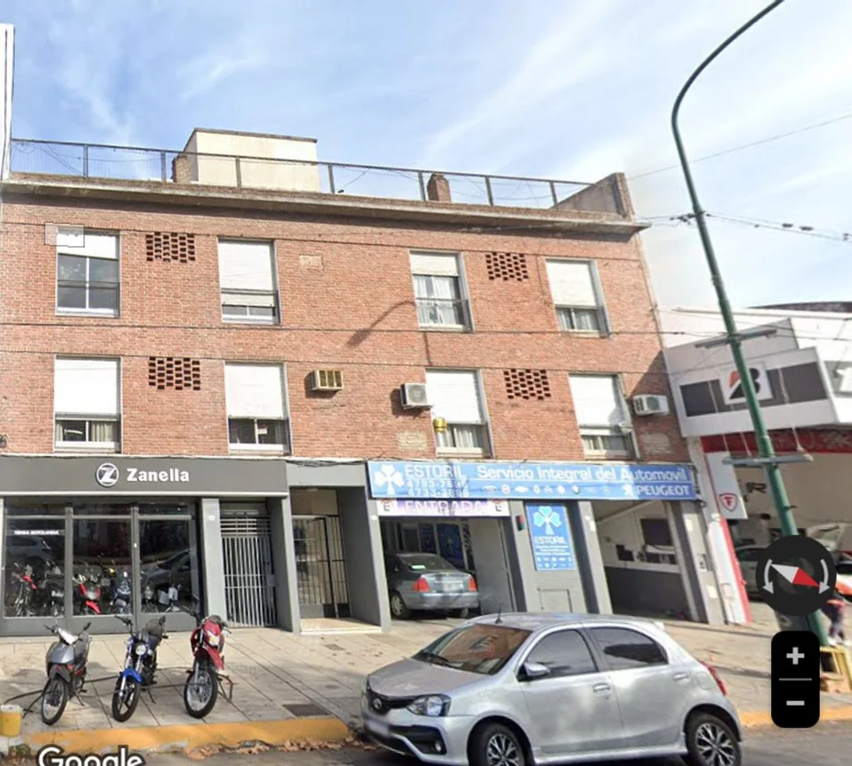 Departamento de 4 ambientes en venta en Martínez, Avenida Santa Fe 900