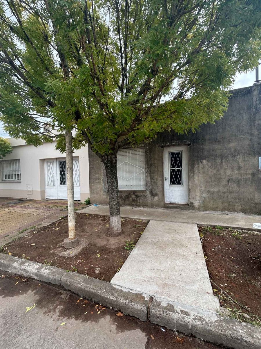 Foto 2 — CASA EN VENTA EN PERGAMINO