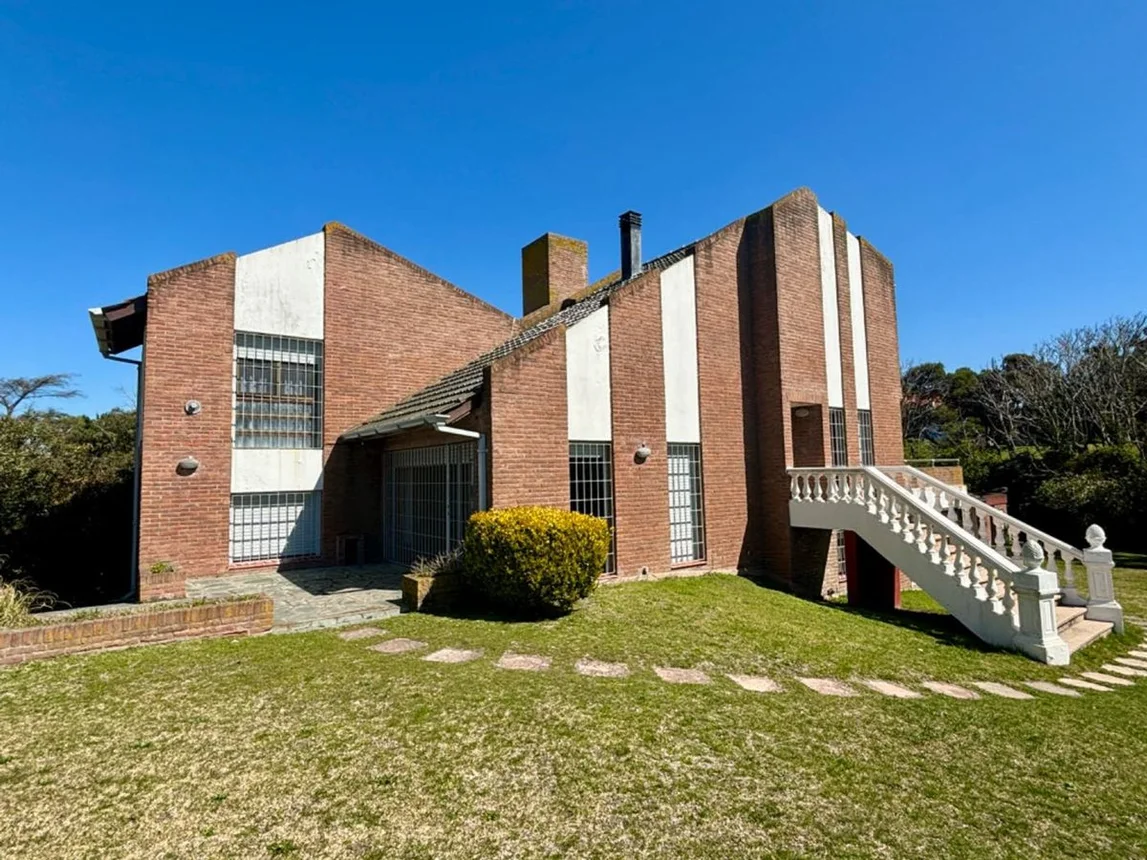 Casa en venta en Pinamar, foto 2