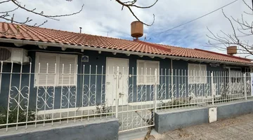 CASA CON SALON COMERCIAL, SAN PATRICIO DEL CHAÑAR
