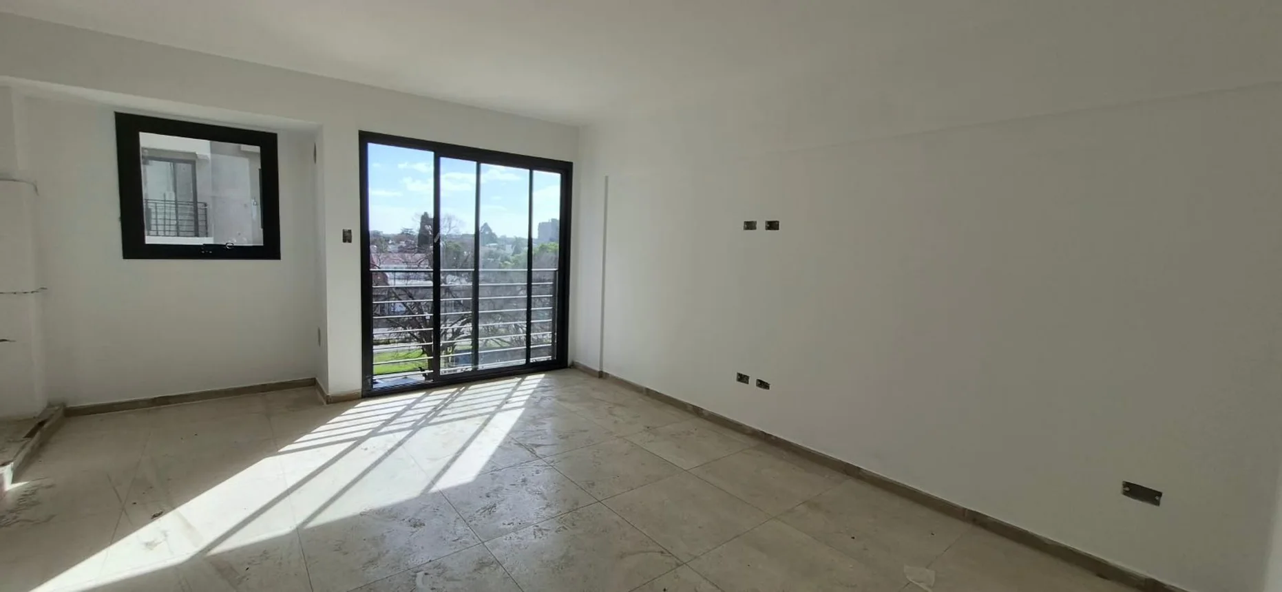 Departamento de 2 ambientes en venta en Haedo, Avenida Presidente Perón 2700, foto 2