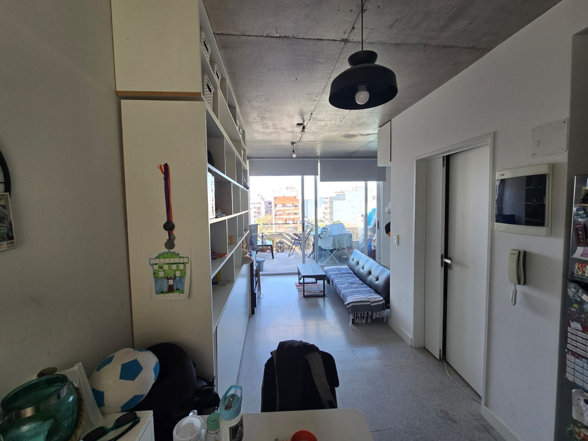 Foto 8 — Venta Monoambiente en L con amplio Balcón P. Chas