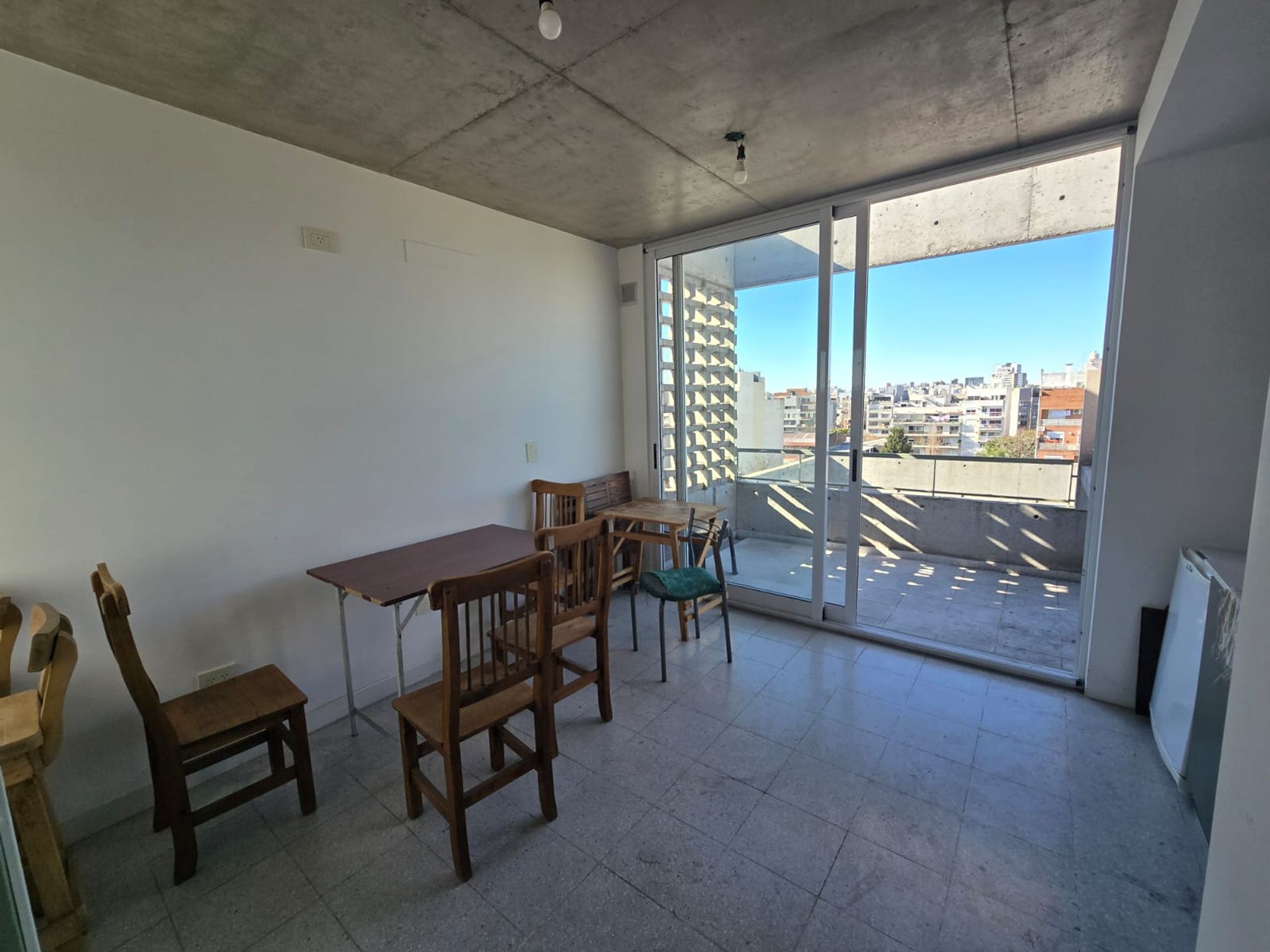 Foto 24 — Venta Monoambiente en L con amplio Balcón P. Chas