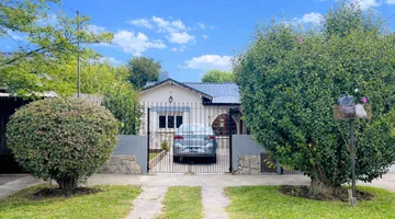 VENTA CASA 4 AMB GARAGE TIPO QUINCHO OPORTUNIDAD!