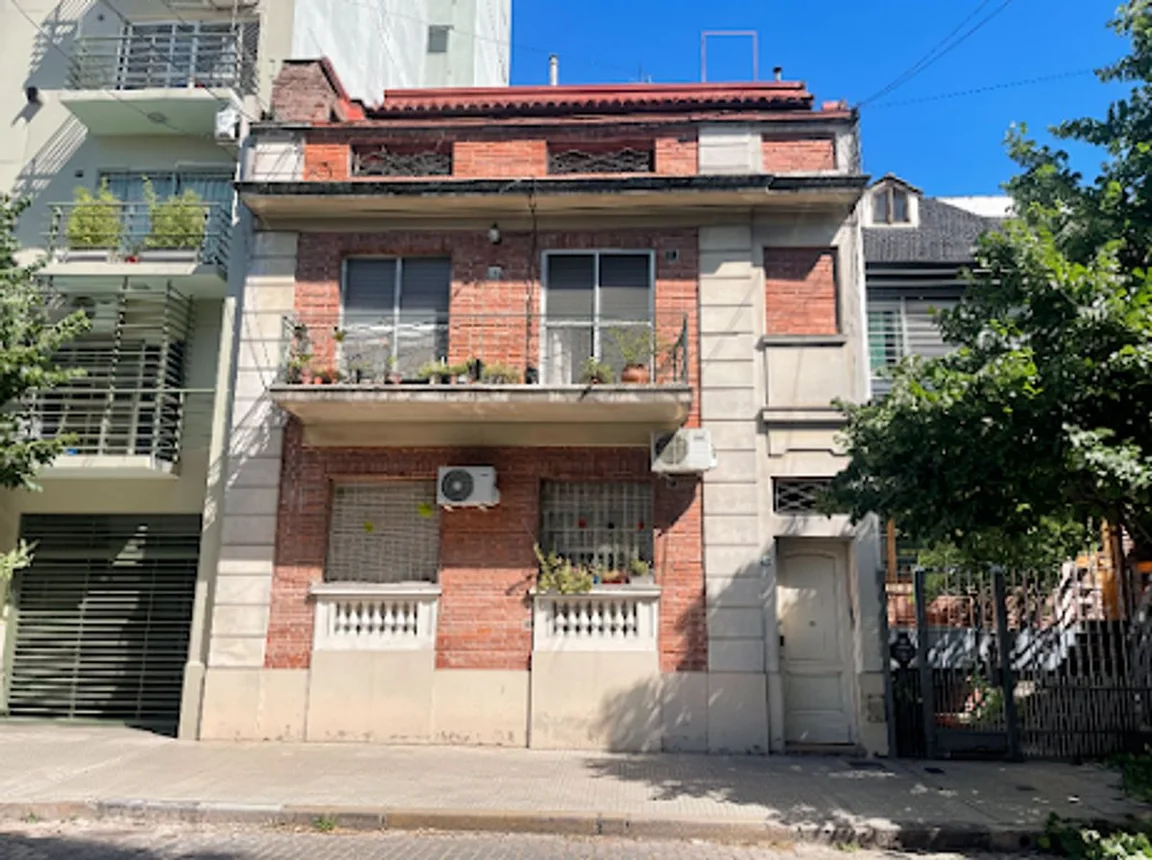 PH de 5 ambientes en venta en Flores, Tandil 2500