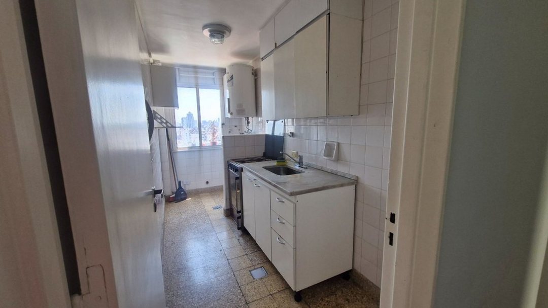 Venta Departamento 3 ambientes, todo Sol Balvanera