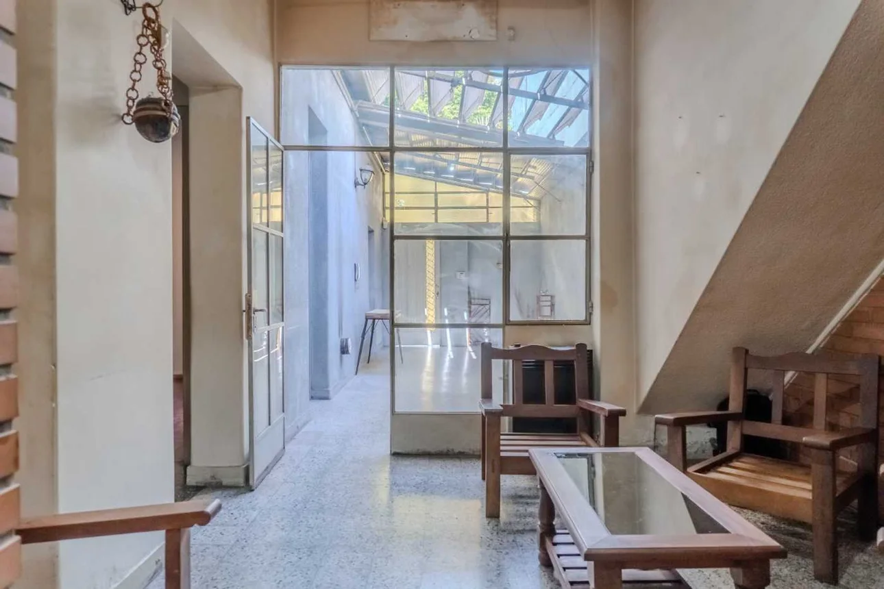Casa de 4 ambientes en venta en Monte Castro, Cervantes 1800, foto 3