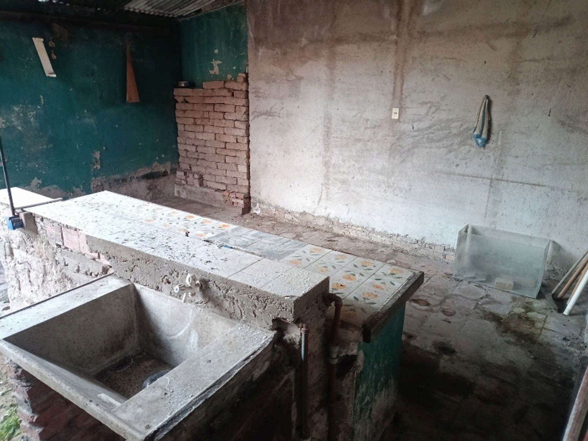 CASA A REFACCIONAR VENTA MACROCENTRO ESTECO AL 900 - foto 7