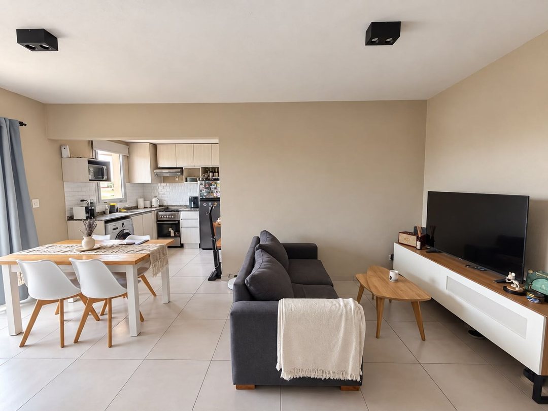 VENTA DEPARTAMENTO 2 AMB MORENO CON BALCON.