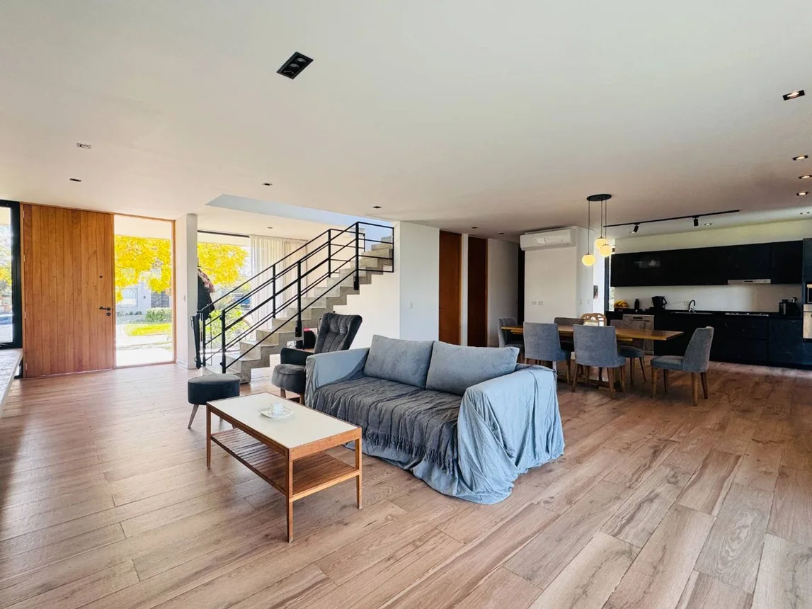 Casa en venta en Belén de Escobar, foto 4