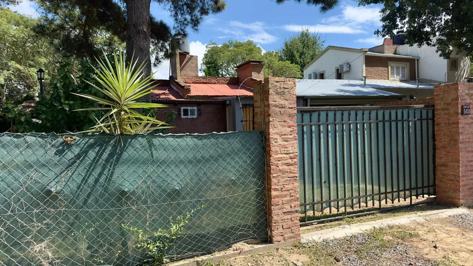 Casa de 2 ambientes en venta en Santa Fe, Mbeguaes 5400