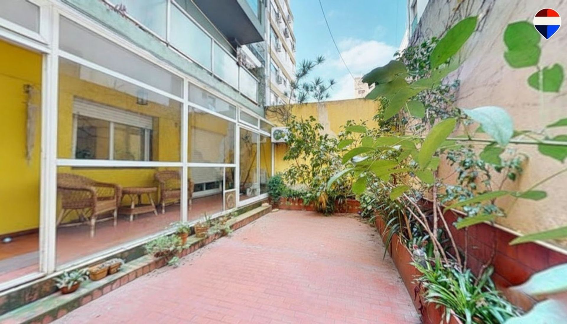 Departamento 3 ambientes Venta Almagro con patio