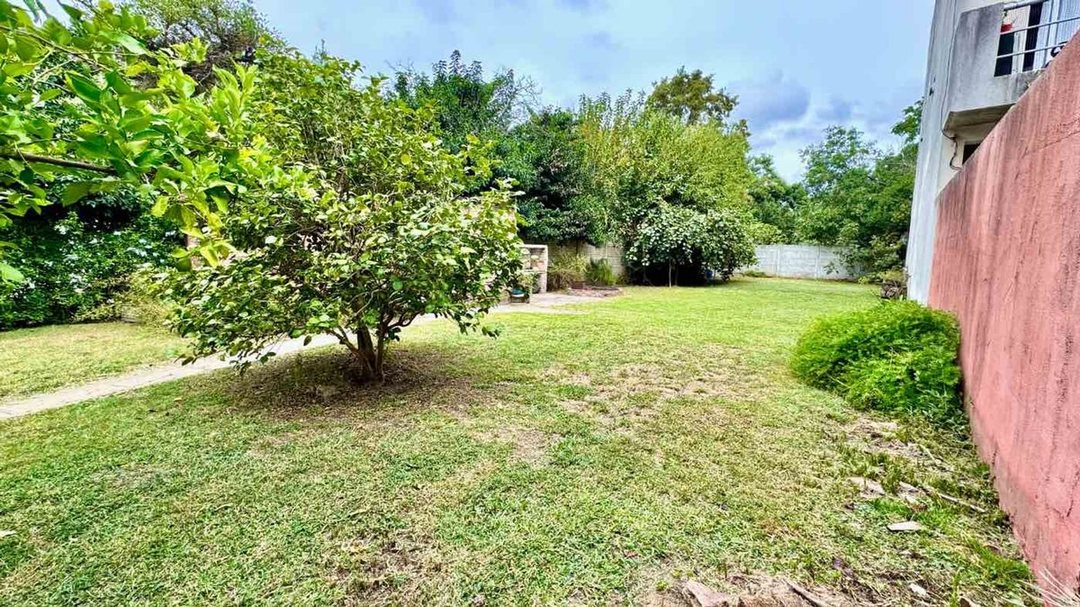 Venta Casa en Cañuelas Centro Lote de 487m2 Parque