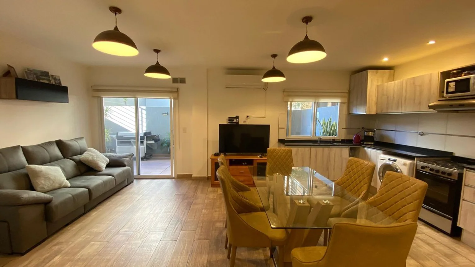 Departamento de 2 ambientes en venta en San Antonio de Padua, Italia 1000