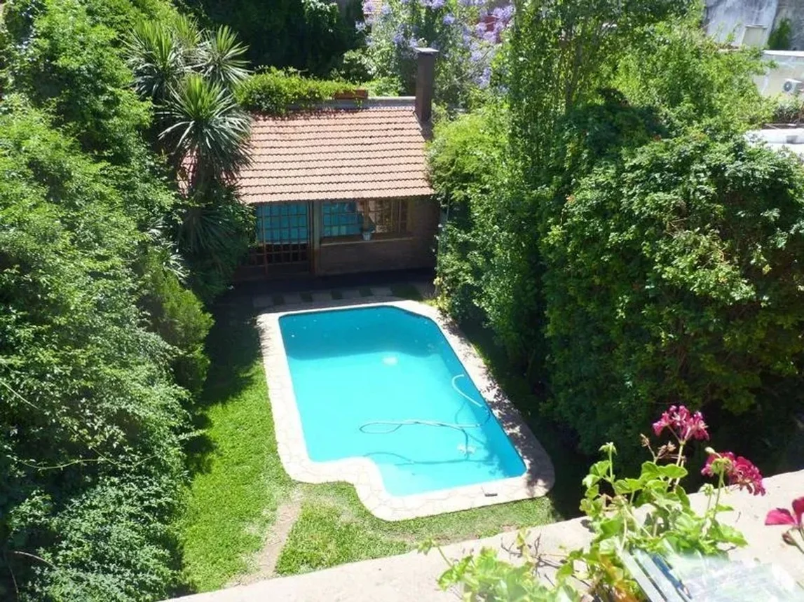 Casa de 4 ambientes en venta en Villa Urquiza, Lugones 2300