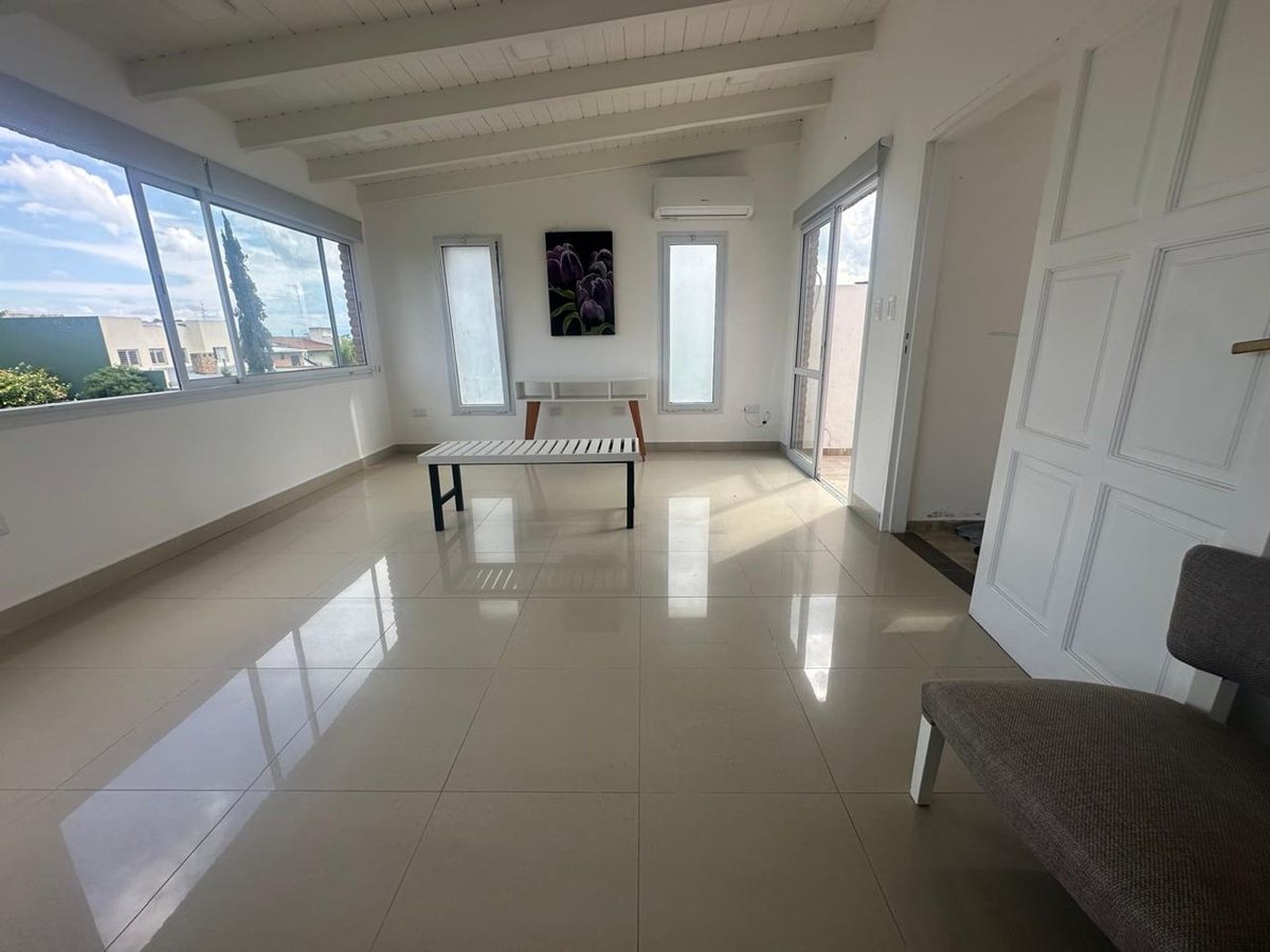 CASA VENTA EN GRAND BOURG MAS DEPTO APTA CREDITO - foto 19