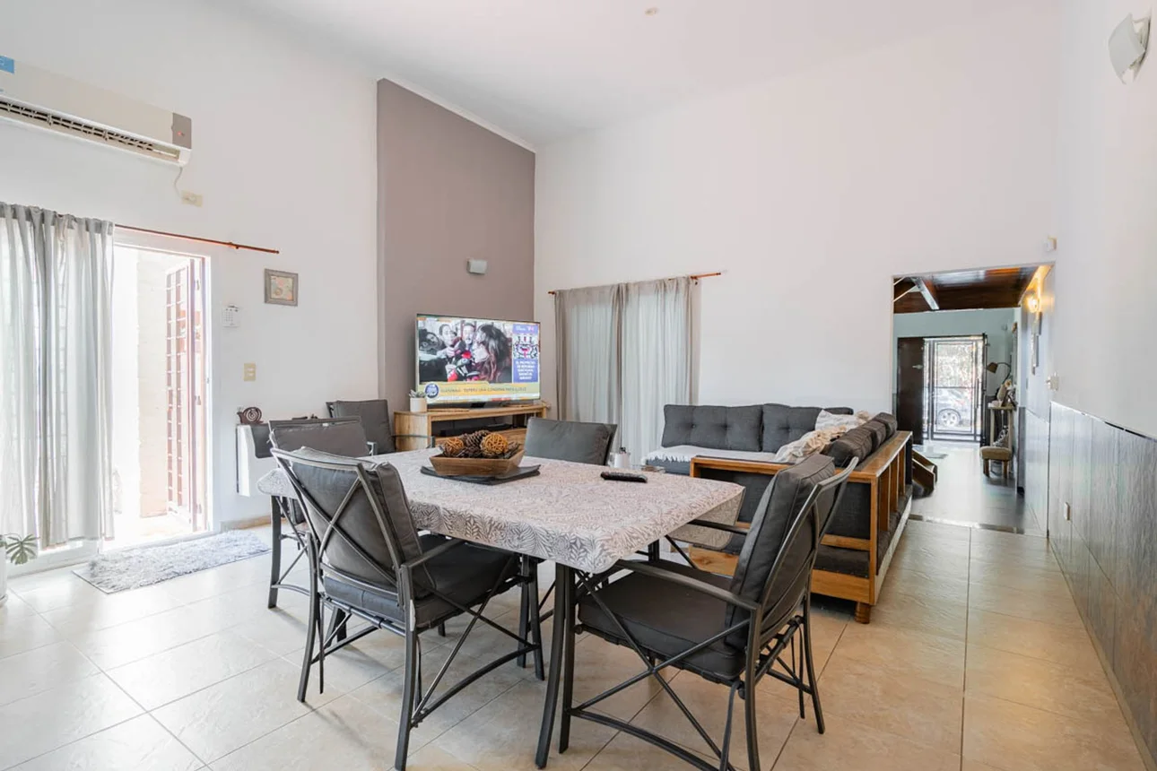 Casa de 8 ambientes en venta en Aldo Bonzi, General Pirán 900, foto 3