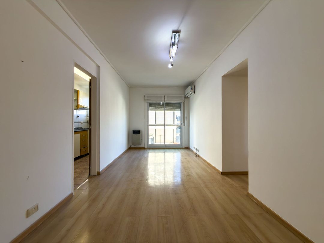 VENTA DEPTO 3 AMB CON BALCON PARQUE PATRICIOS