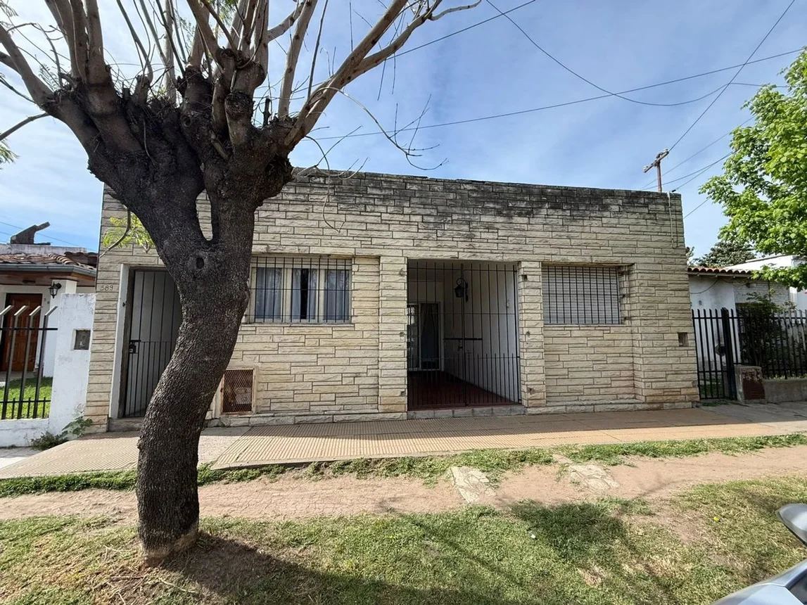 Casa en venta en Garín, foto 3