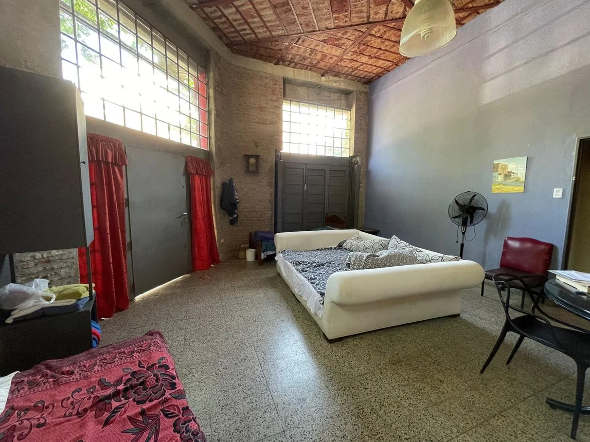 Casa de 5 ambientes en venta en Parque Avellaneda, Calle Jose E. Rodo 3900, foto 2