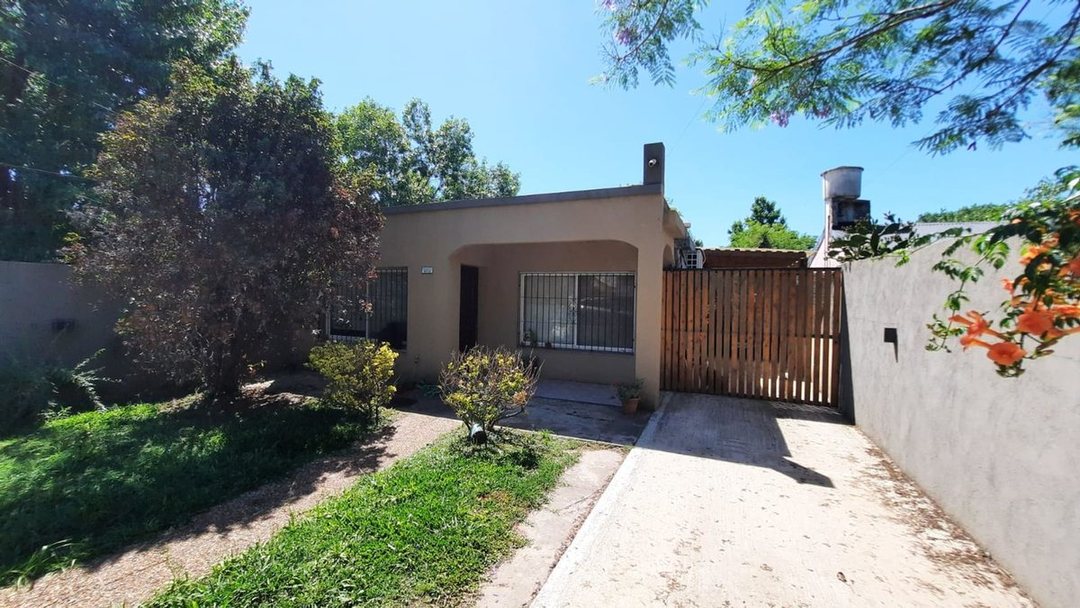 VENTA CASA 3 AMBIENTES EN DEL VISO