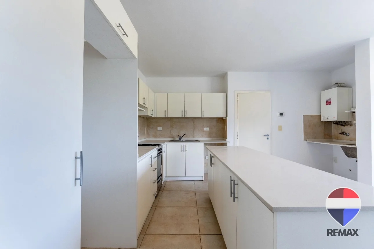 Casa dúplex de 4 ambientes en venta en Villa Rosa, Rua Caamaño 1100, foto 5