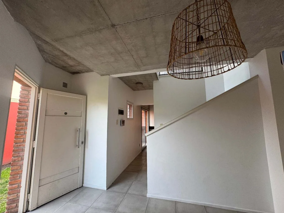 PH de 4 ambientes en venta en Hurlingham, Albeniz 1800, foto 5