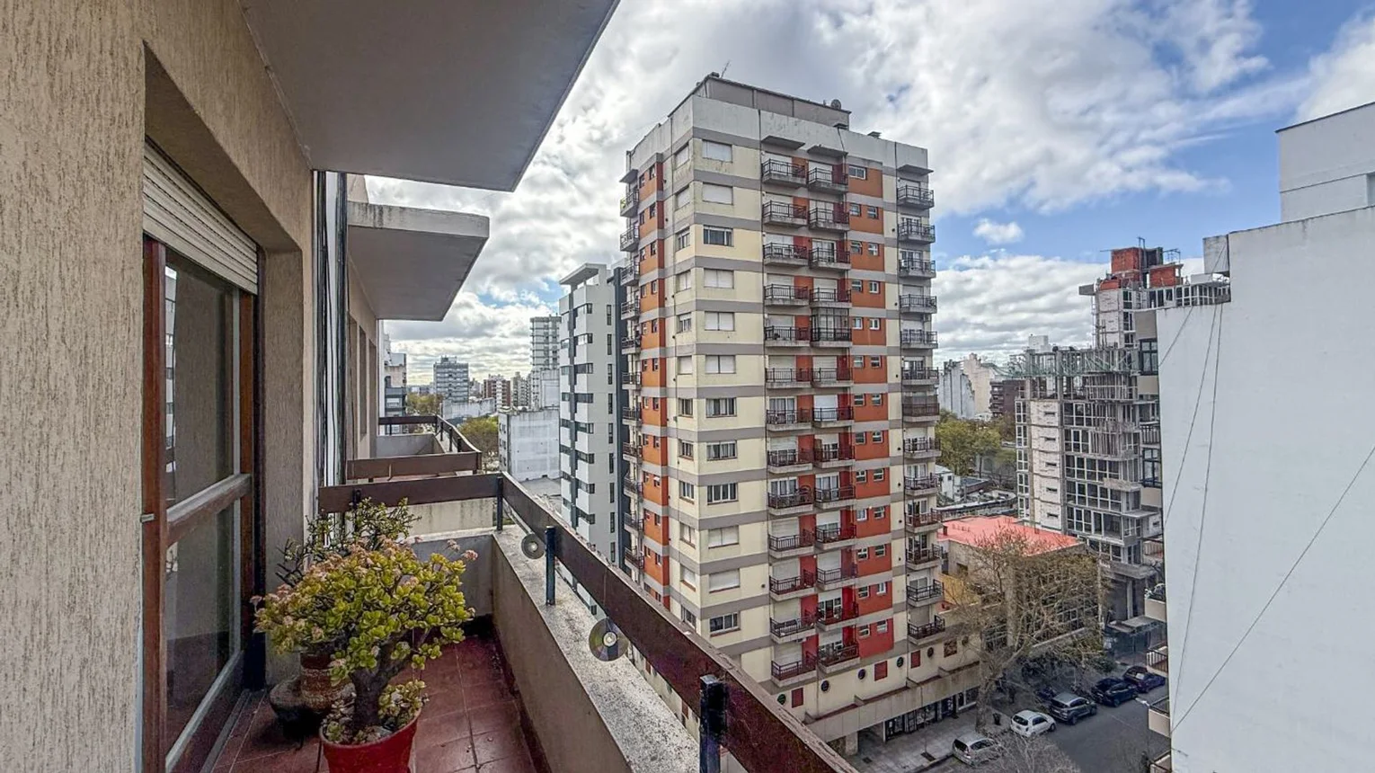 Departamento de 4 ambientes en venta en Mar del Plata, Hipólito Yrigoyen 2000, foto 2