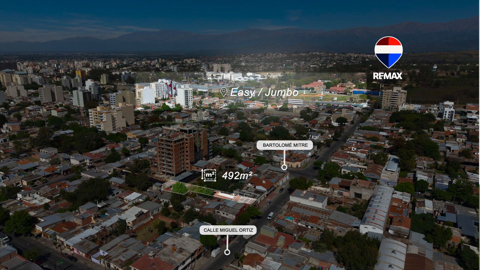 VENTA CASA CON TERRENO 492M2 A CINCO CUADRAS EASY - foto 1
