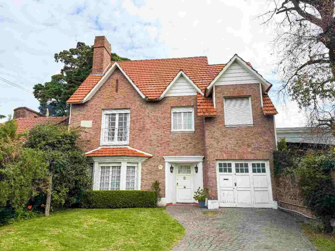 Casa en venta en Adrogué