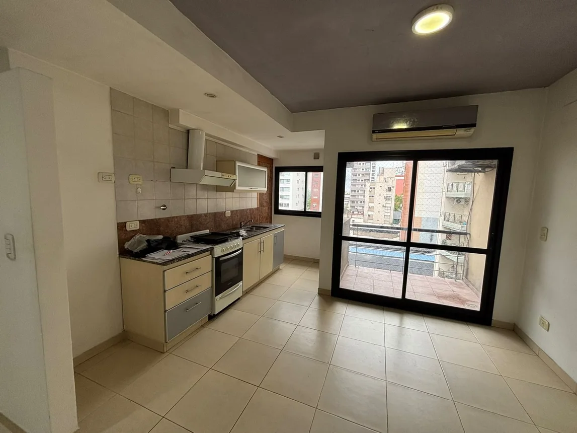 Departamento de 2 ambientes en venta en Lomas de Zamora, Cornelio Saavedra 100