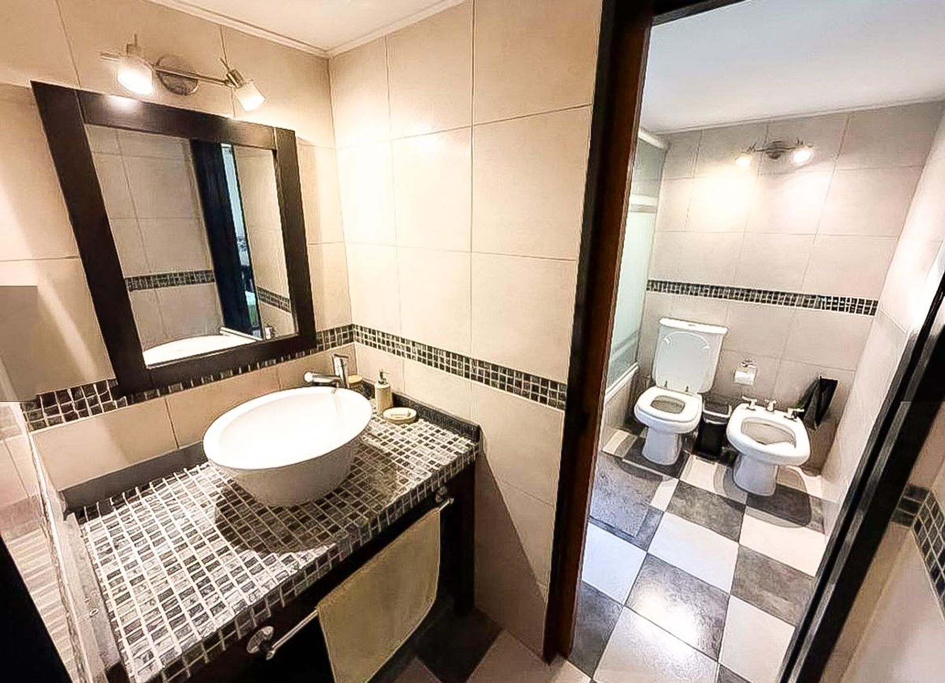 Foto 20 — VENTA CASA 4 AMB JARDÍN QUINCHO COCHERA QUILMES