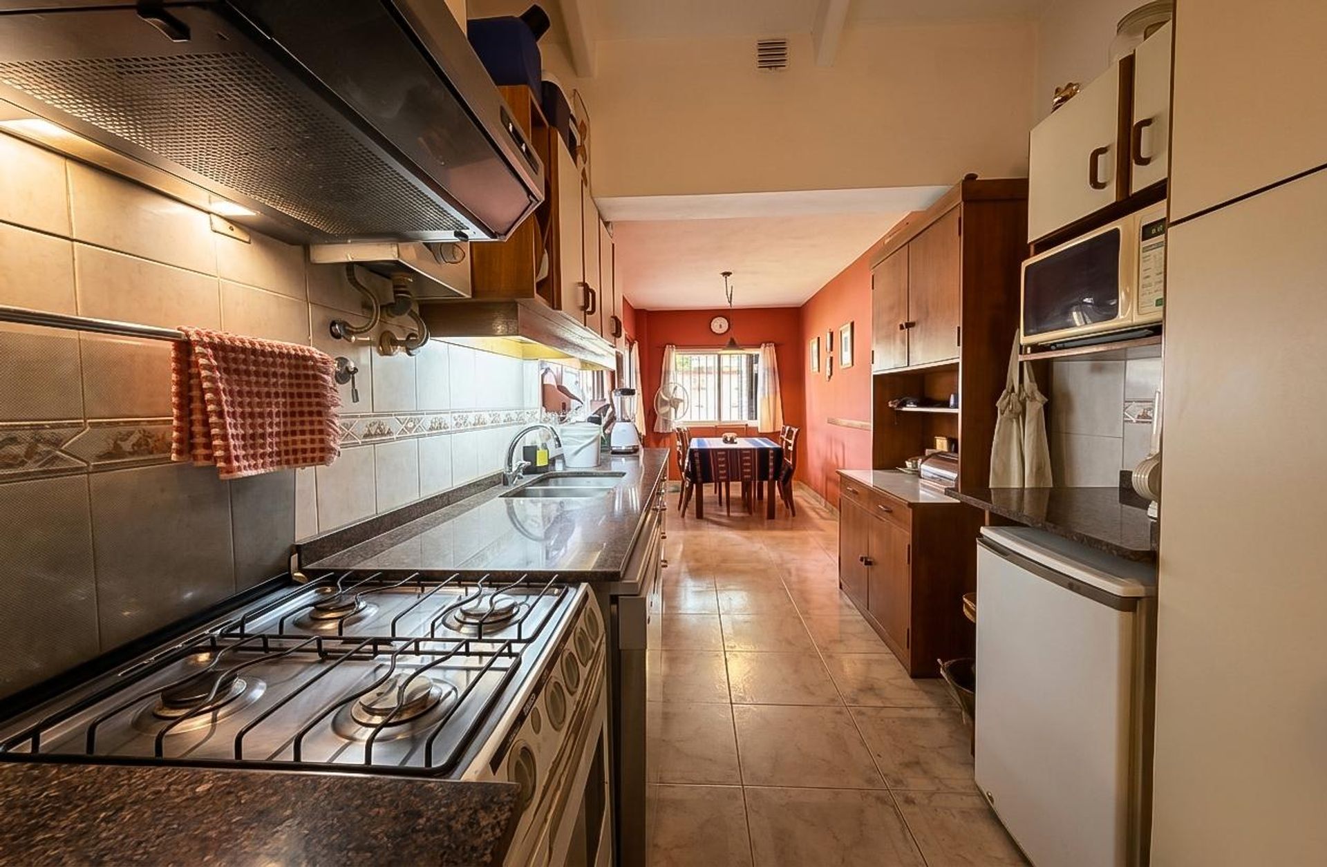 Foto 7 — VENTA CASA 4 AMB JARDÍN QUINCHO COCHERA QUILMES