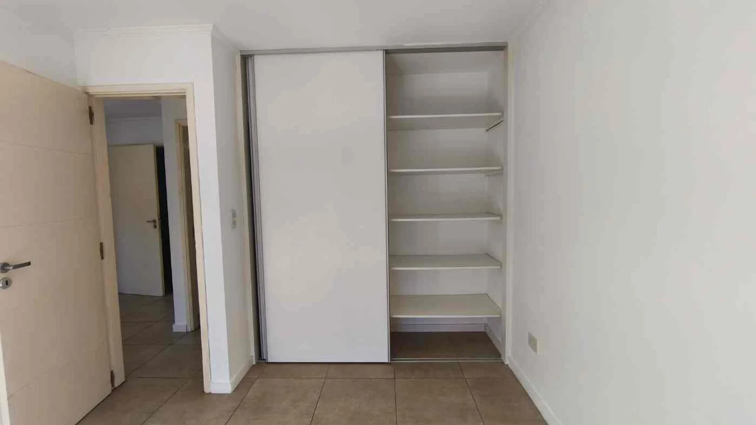 Departamento de 2 ambientes en alquiler en Córdoba, General Simón Bolívar 900, foto 5