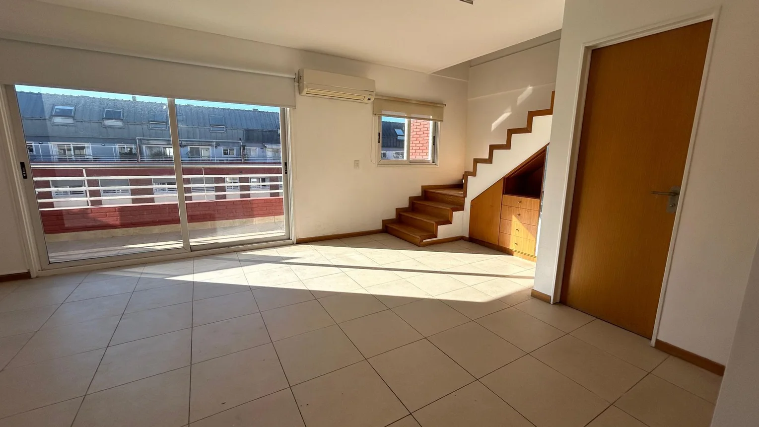 Dúplex de 2 ambientes en alquiler en Puerto Madero, Juana Manso 1600, foto 4