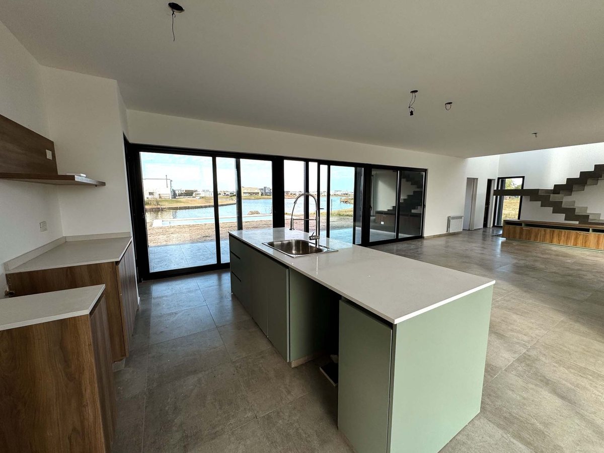 Foto 7 — Casa Venta a la laguna a estrenar, San Sebastian