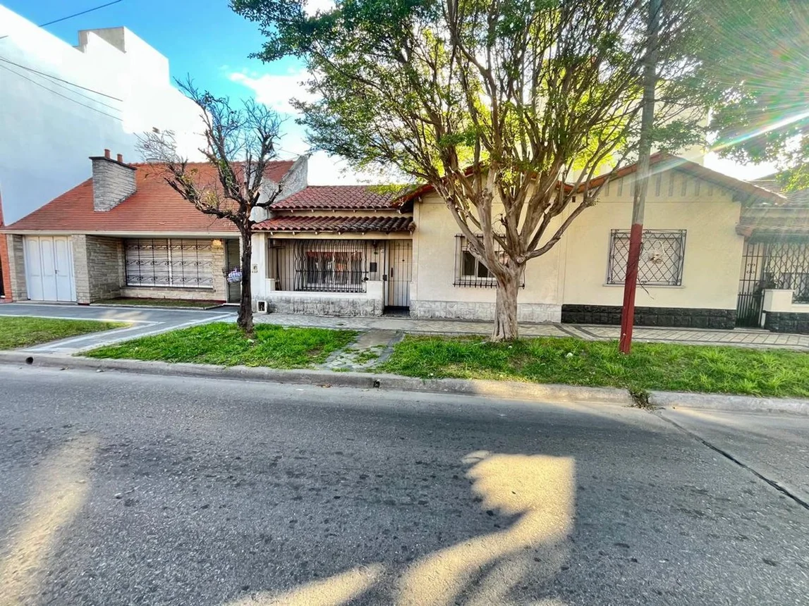 Casa en venta en Lanús Oeste