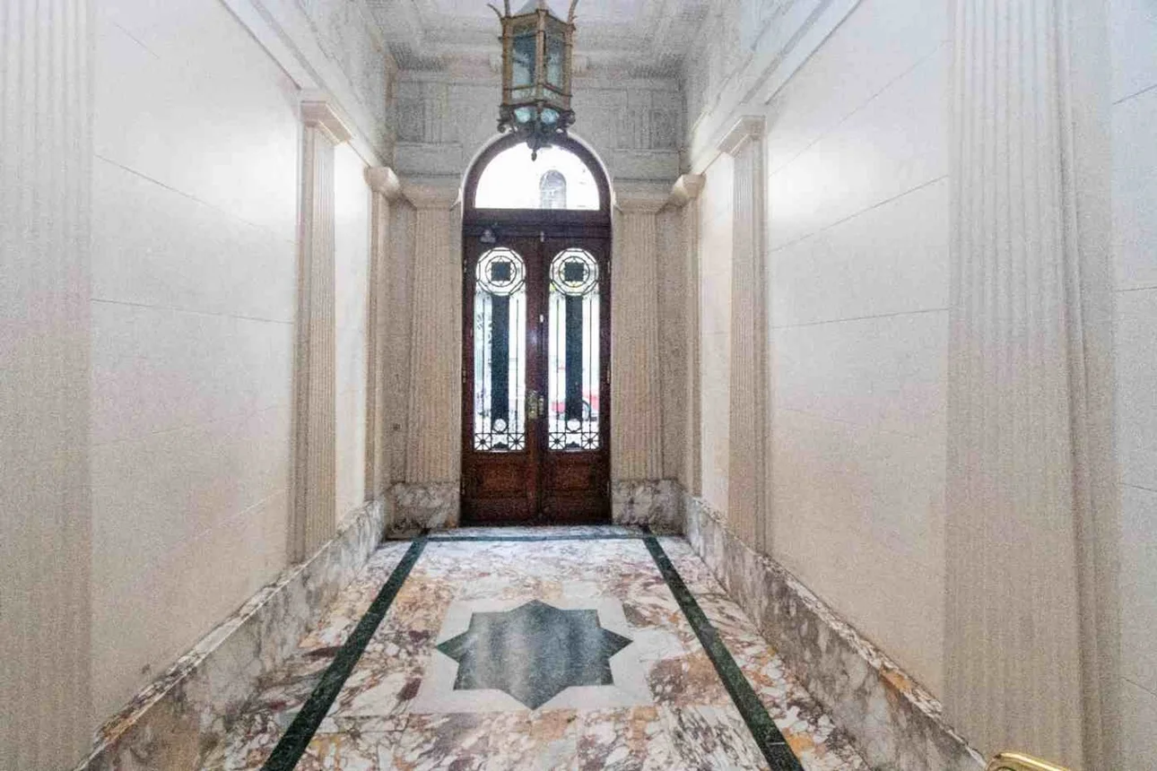 Venta departamento 4 ambientes edificio histórico, foto 3