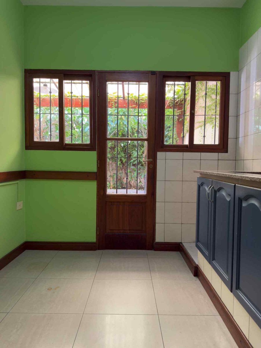 CASA3 EN VENTA TRES CERRITOS 3 DORM APTA CREDITO - foto 3