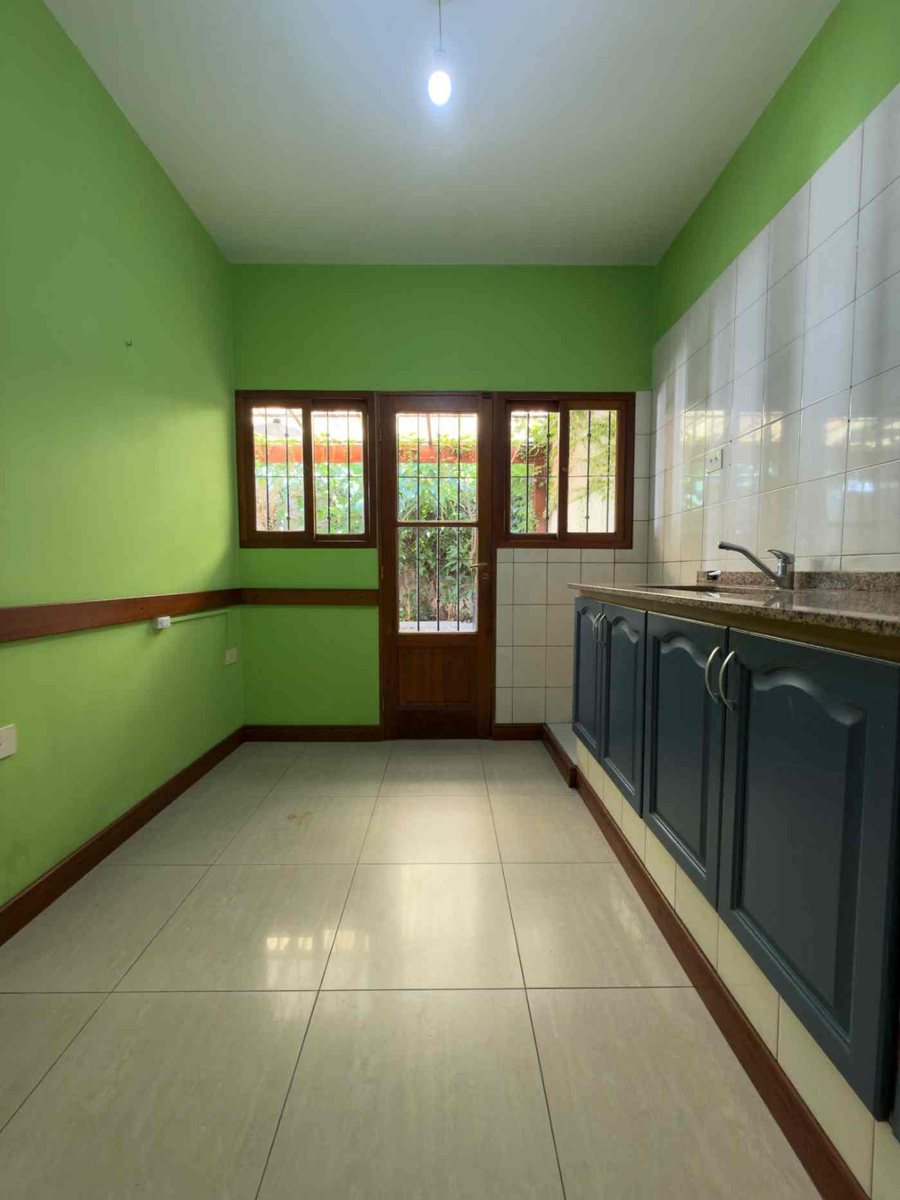 CASA3 EN VENTA TRES CERRITOS 3 DORM APTA CREDITO - foto 4