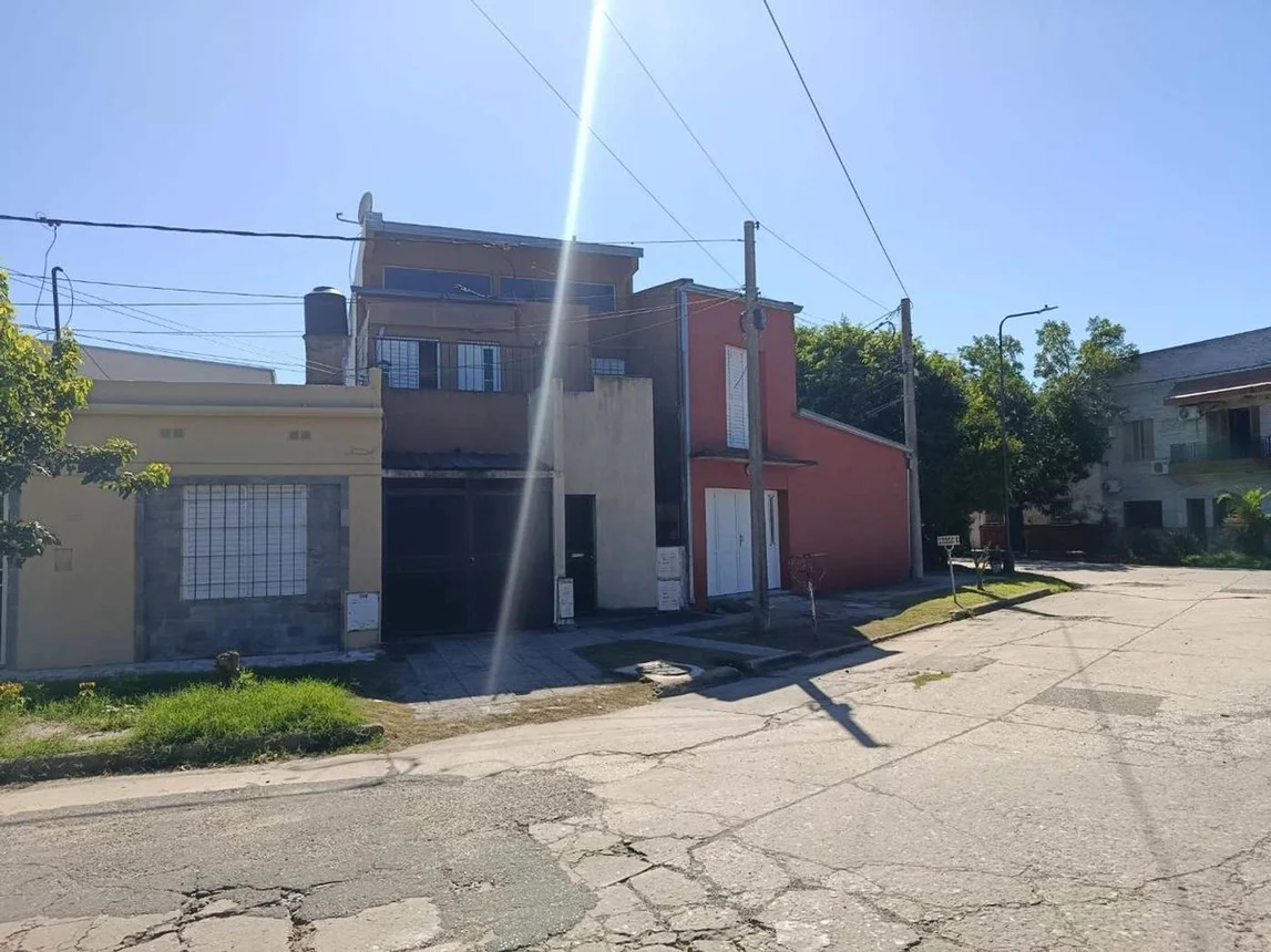 PH de 3 ambientes en venta en Santa Fe, Juan Llerena 2100