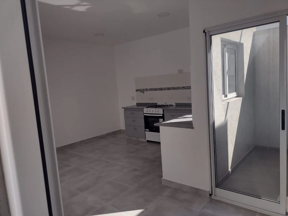 PH de 3 ambientes en venta en Sáenz Peña, Pío Díaz 1200, foto 4